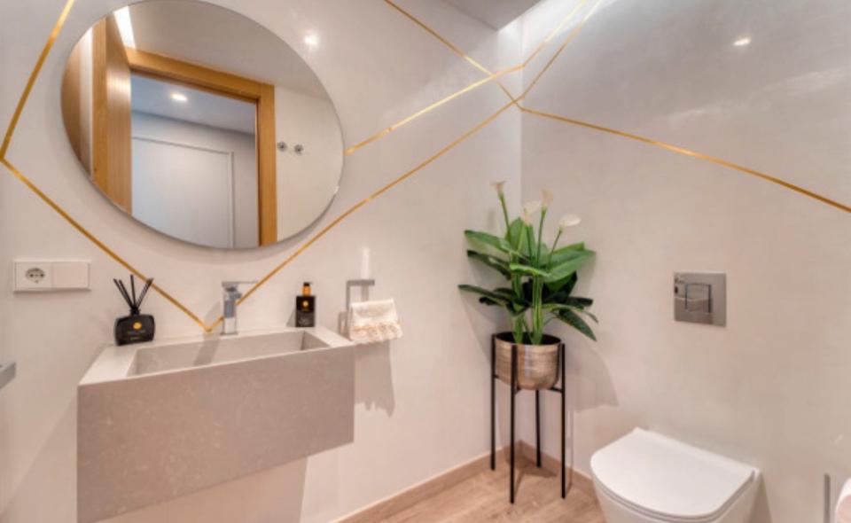 Etagenwohnung Düsseldorf Stadtmitte - 4 Zimmer, 200 m&sup2;, 1.700.000&euro; | Angebot:26721510