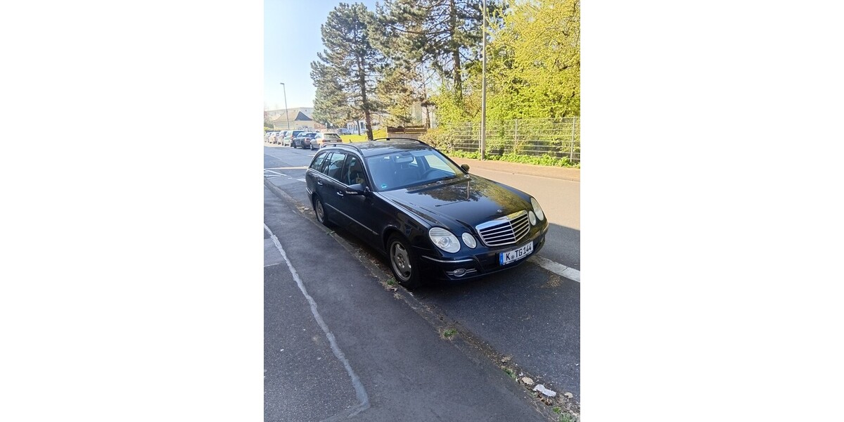 Mercedes-Benz E 280 Combi 4 Matic 271.788 km 3.400 &euro; Köln 50667