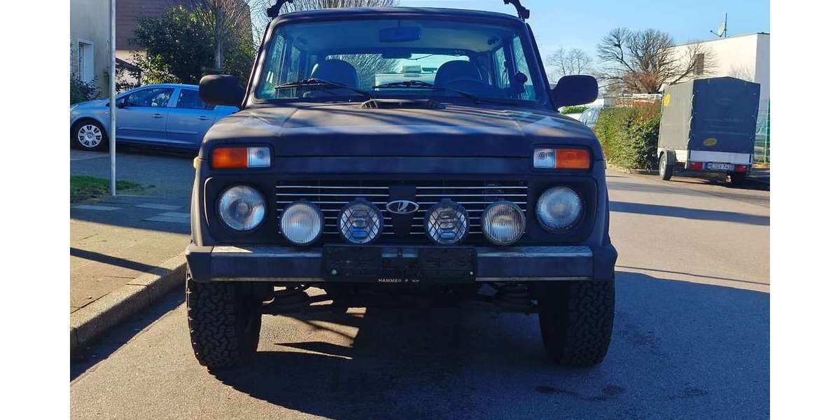 Lada Niva 70.978 km 4.100 &euro; Langenfeld 40764