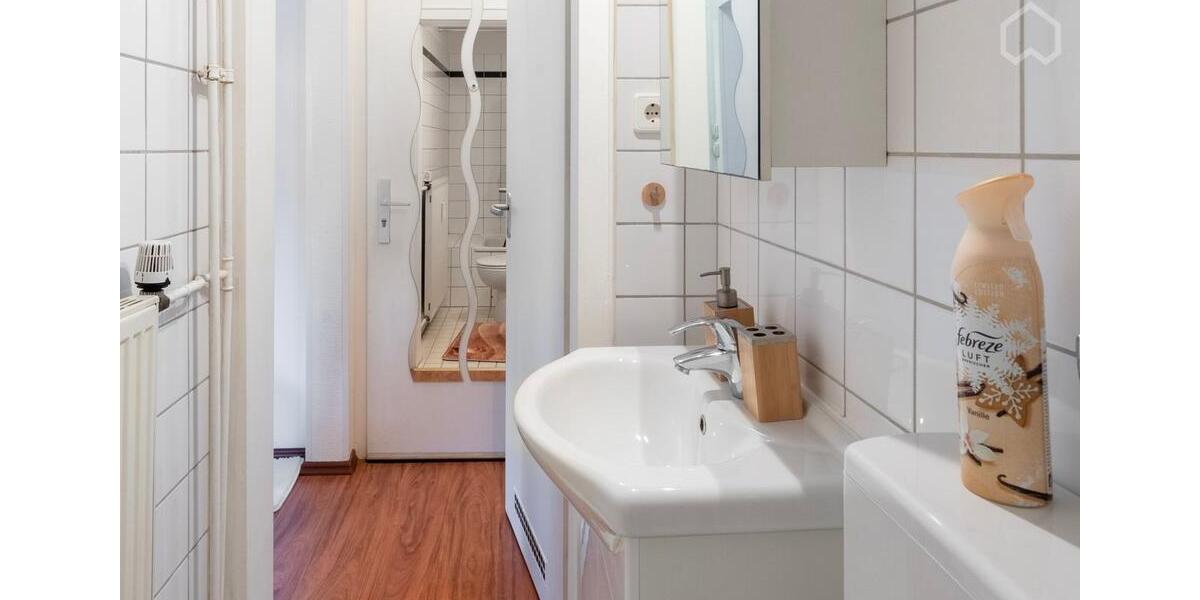 Etagenwohnung Düsseldorf Stadtbezirk 3 - 1.5 Zimmer, 33 m&sup2;, 1.190&euro; | Angebot:25990099