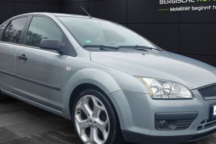 Ford Focus 163.929 km 3.680 &euro; Bergisch Gladbach 51469