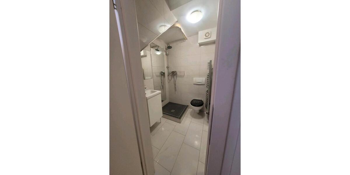 Etagenwohnung Köln Mülheim - 3 Zimmer, 45 m&sup2;, 890&euro; | Angebot:25641551