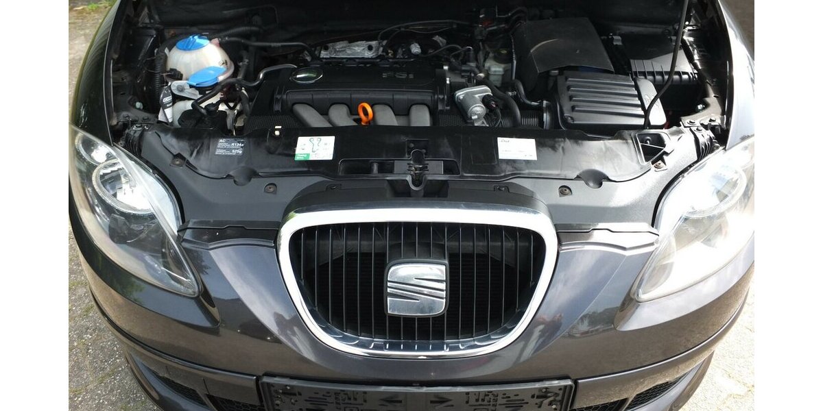 Seat Altea STYLE NAVI AHK KLIMAAUT PARKPILOT neuer Zahn 165.222 km 4.908 &euro; Köln 50858