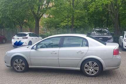 Opel Vectra 151.000 km 4.400 &euro; Köln 51149