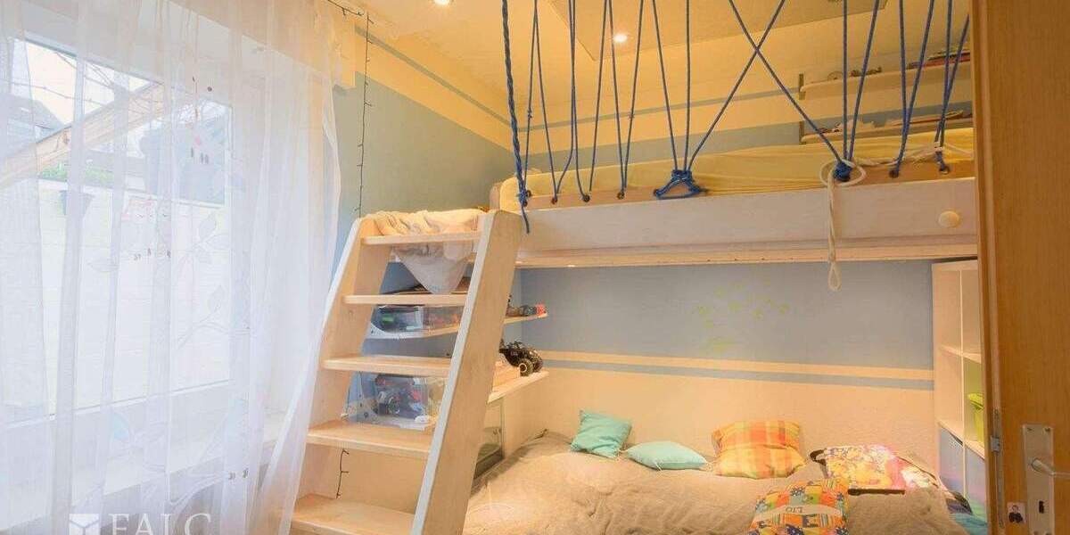 Bungalow Wermelskirchen - 4 Zimmer, 118 m&sup2;, 395.000&euro; | Angebot:25696532