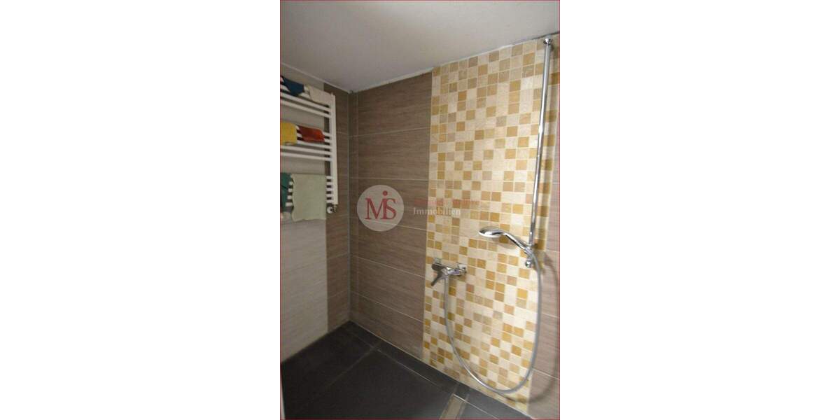 Reihenmittelhaus Neuss Gnadental - 3 Zimmer, 71 m&sup2;, 289.900&euro; | Angebot:25899579