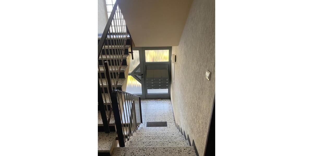 Etagenwohnung Solingen - 1 Zimmer, 20 m&sup2;, 500&euro; | Angebot:25353929