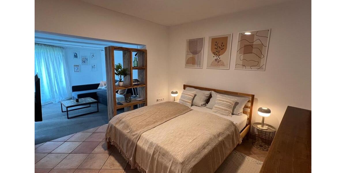 Etagenwohnung Düsseldorf Stadtbezirk 8 - 1 Zimmer, 38 m&sup2;, 900&euro; | Angebot:24191118