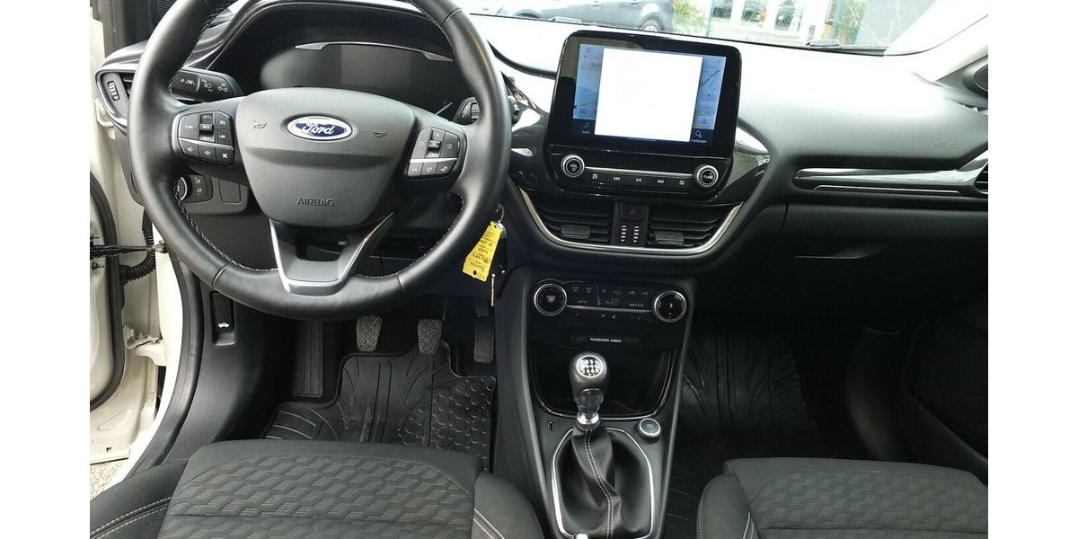 Ford Puma TITANIUM ECO BOOST NAVI PDC BLUETOOTH 107.845 km 14.704 &euro; Köln 50858