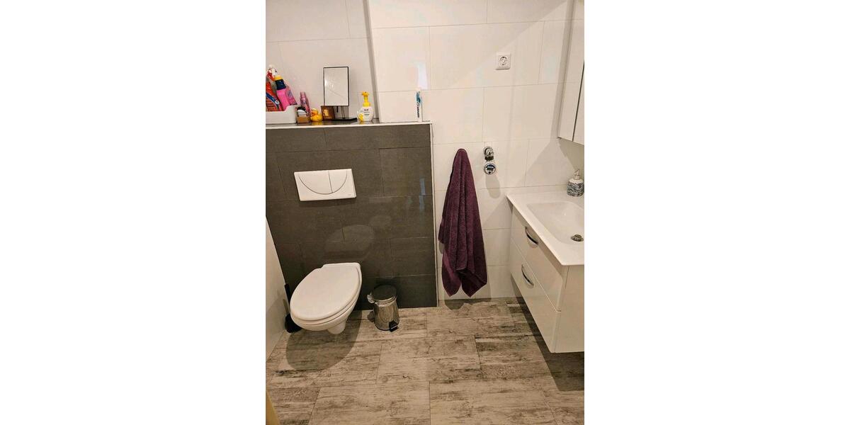 Hochparterre Dormagen - 4 Zimmer, 107 m&sup2;, 300.000&euro; | Angebot:26710916
