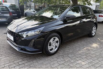 Hyundai i20 4.990 km 17.450 &euro; Köln 50968