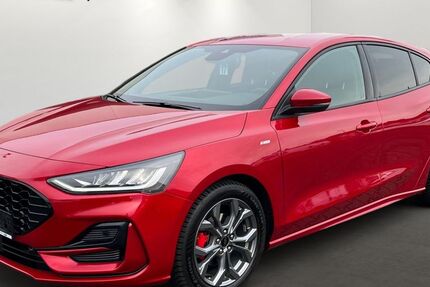 Ford Focus 12.500 km 23.990 &euro; Köln 51107