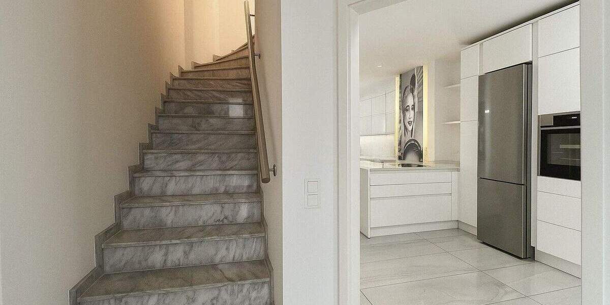 Reihenmittelhaus Düsseldorf Eller - 3 Zimmer, 81 m&sup2;, 439.000&euro; | Angebot:25689196