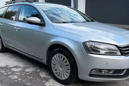 VW Passat 329.000 km 3.700 &euro; Solingen 42657