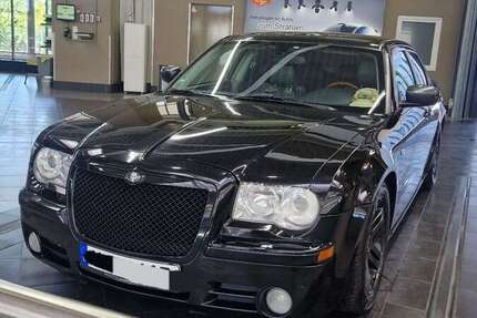 Chrysler 300C 294.000 km 5.000 &euro; Porz (Köln) 51143