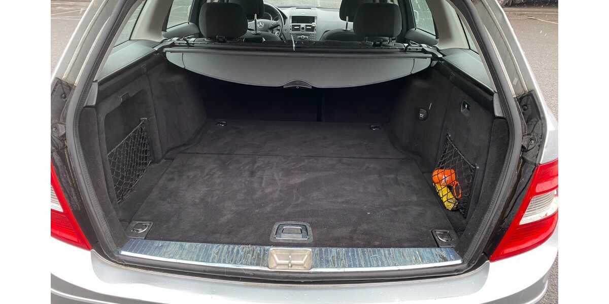 Mercedes-Benz C 200 257.000 km 5.999 &euro; Köln 50667