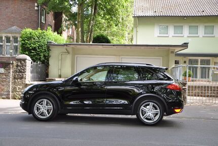 Porsche Cayenne 210.000 km 17.200 &euro; Herzogenrath 52134