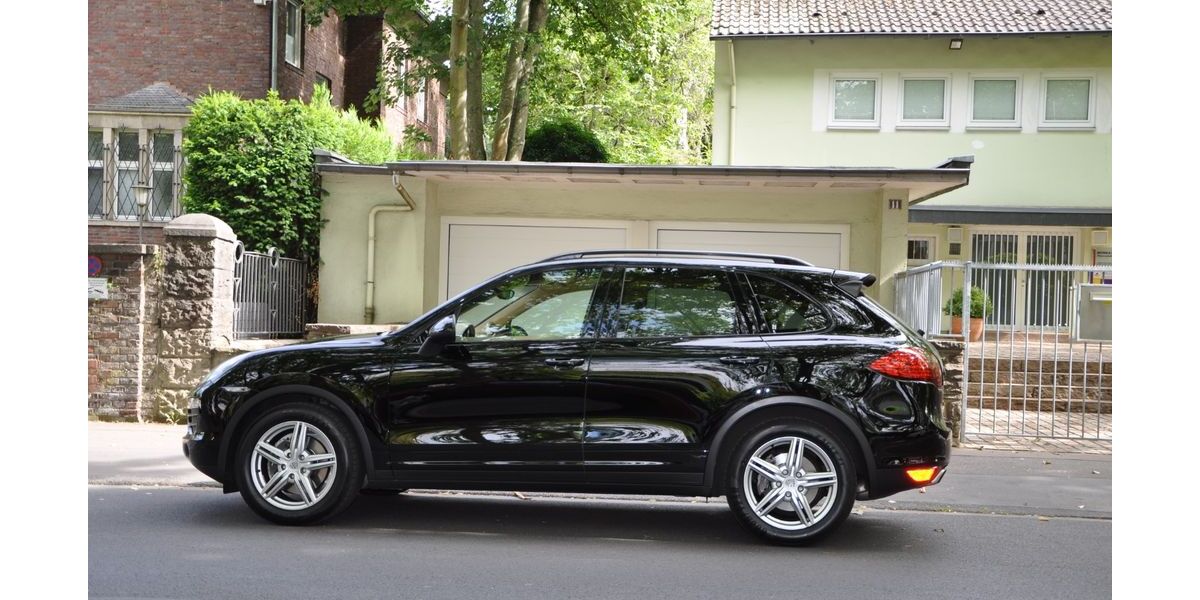 Porsche Cayenne 210.000 km 17.200 &euro; Herzogenrath 52134