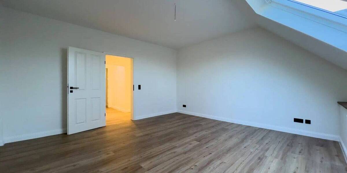 Etagenwohnung Solingen Wald - 4 Zimmer, 94 m&sup2;, 269.000&euro; | Angebot:26642716