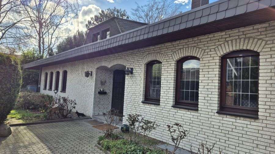 Einfamilienhaus Korschenbroich Kleinenbroich - 6 Zimmer, 198 m&sup2;, 548.000&euro; | Angebot:25829333