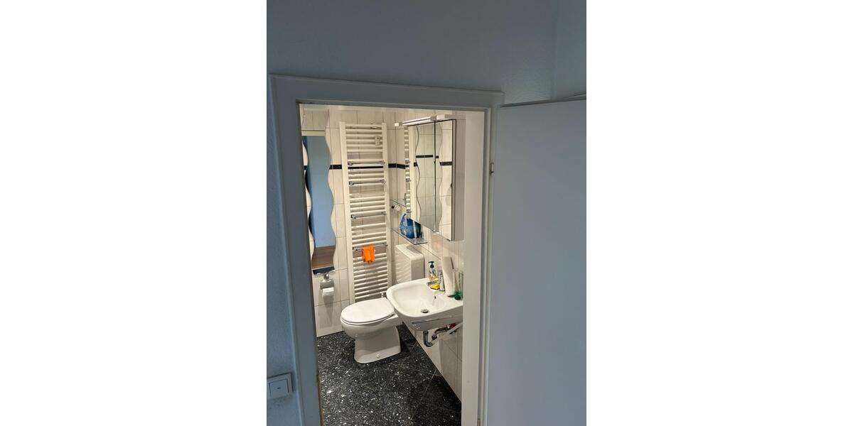 Etagenwohnung Köln Rodenkirchen - 3 Zimmer, 64 m&sup2;, 250.000&euro; | Angebot:24101851