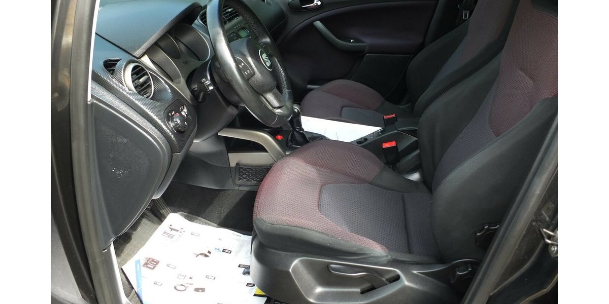 Seat Altea STYLE NAVI AHK KLIMAAUT PARKPILOT neuer Zahn 165.222 km 4.908 &euro; Köln 50858