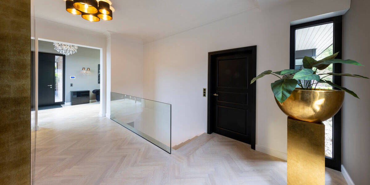 Bungalow Neuss Stadionviertel - 8 Zimmer, 242 m&sup2;, 2.400.000&euro; | Angebot:26585137