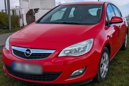 Opel Astra 170.876 km 3.299 &euro; Köln 50969