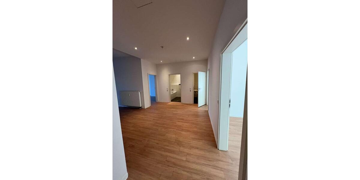 Etagenwohnung Köln Lindenthal - 3 Zimmer, 115 m&sup2;, 1.265&euro; | Angebot:25646825