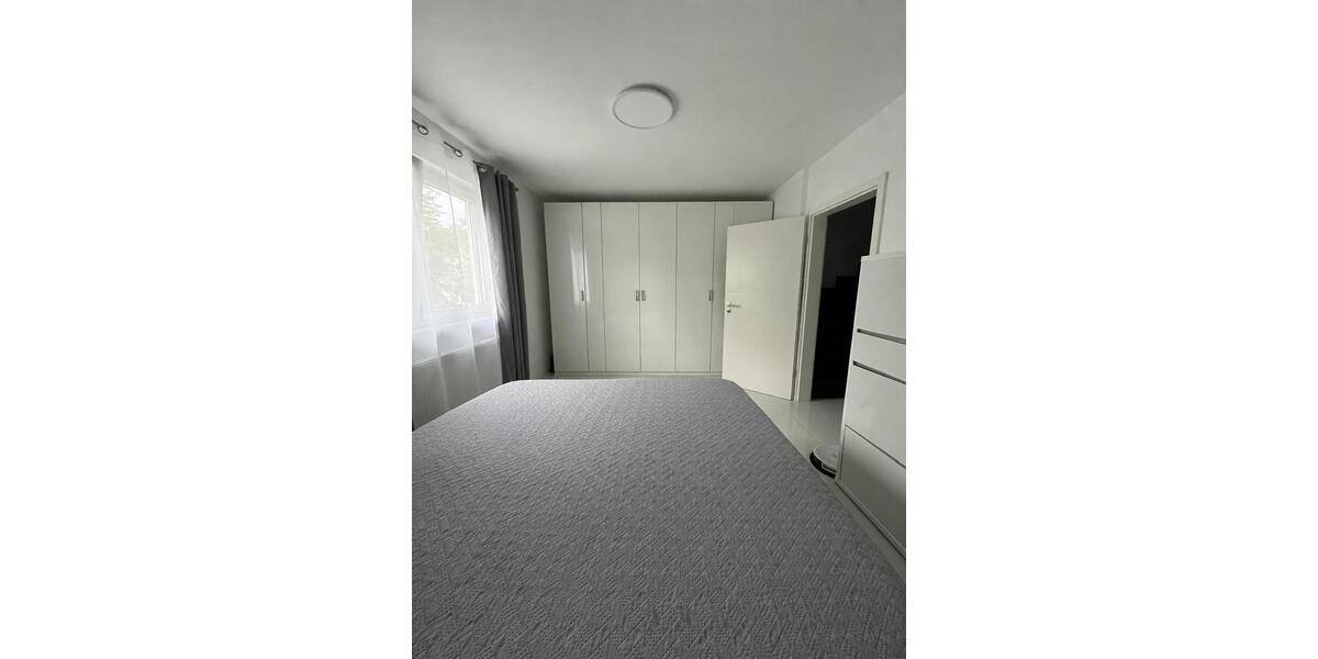 Reihenhaus Bergisch Gladbach Gronau - 7 Zimmer, 150 m&sup2;, 740.000&euro; | Angebot:26484941
