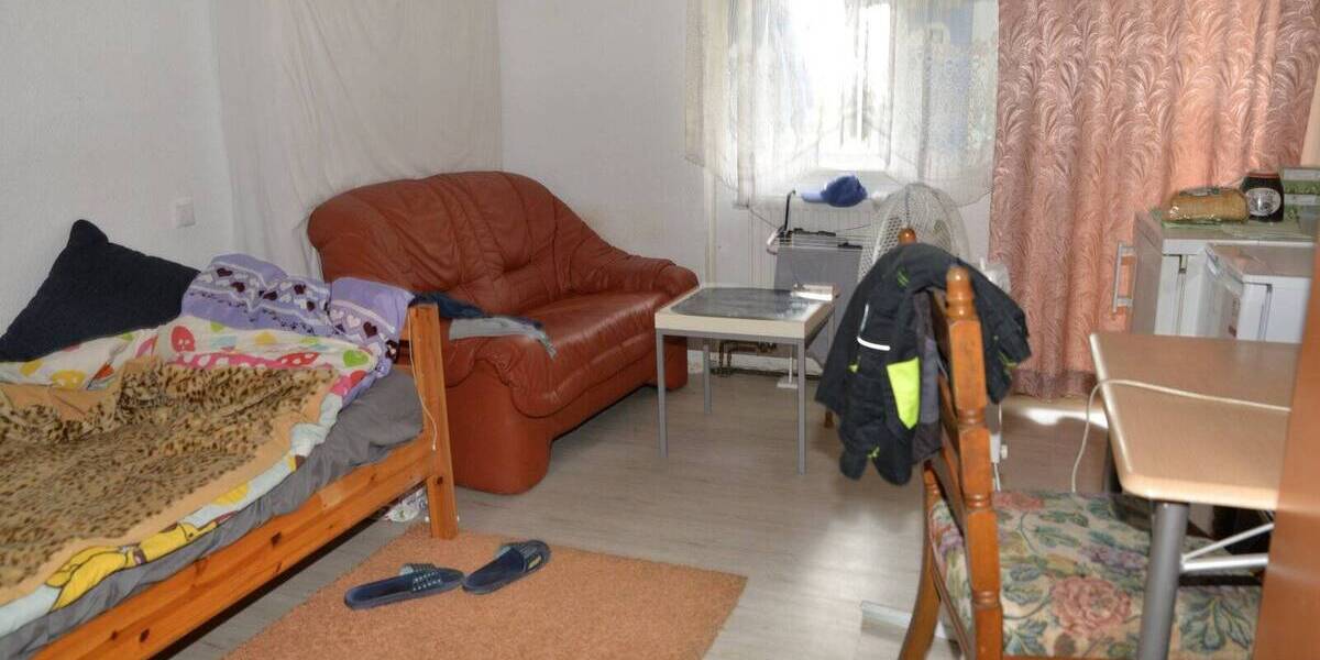 Etagenwohnung Köln Meschenich - 2 Zimmer, 50 m&sup2;, 75.000&euro; | Angebot:25728626