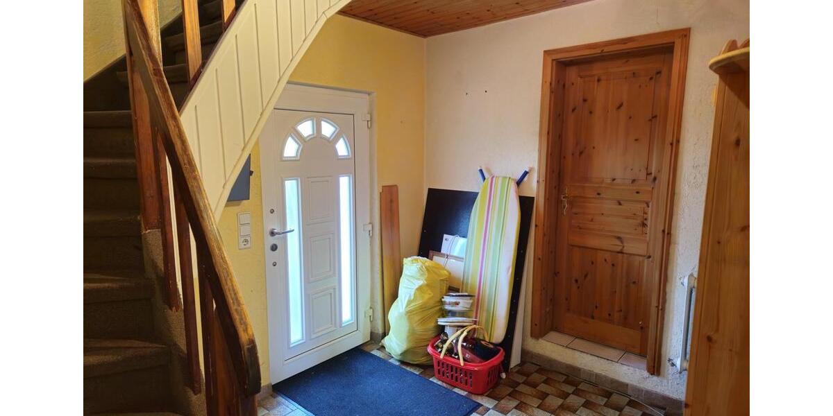 Einfamilienhaus Wermelskirchen - 3.5 Zimmer, 84 m&sup2;, 250.000&euro; | Angebot:25046706