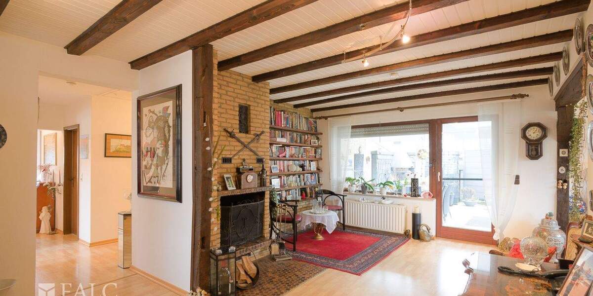 Einfamilienhaus Kürten Broich - 5 Zimmer, 129 m&sup2;, 399.000&euro; | Angebot:25696531