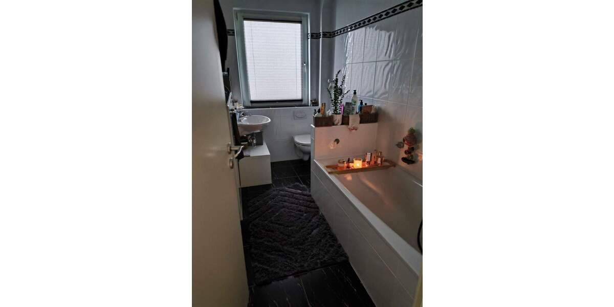 Etagenwohnung Remscheid West - 3 Zimmer, 102 m&sup2;, 259.000&euro; | Angebot:25740416