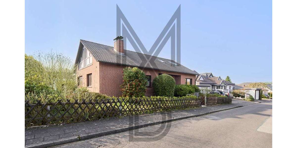 Einfamilienhaus Bergisch Gladbach / Schildgen Schildgen - 6.5 Zimmer, 175 m&sup2;, 600.000&euro; | Angebot:26050963