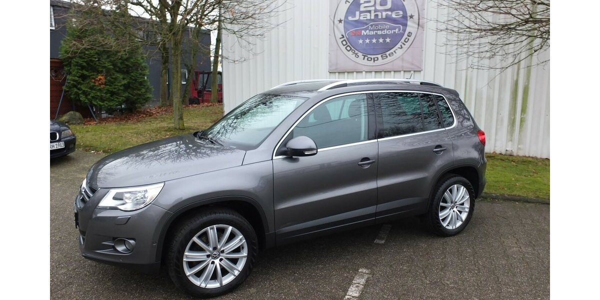 VW Tiguan TEAM orig.ATM ca 52 tkm XENON AHK PARKPILOT 112.432 km 9.698 &euro; Köln 50858