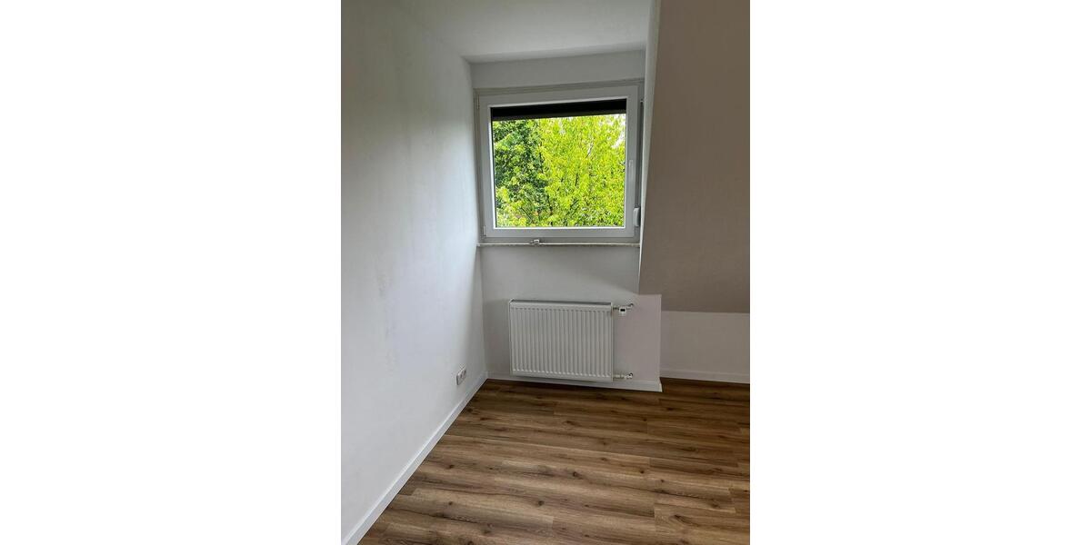 Etagenwohnung Leichlingen (Rheinland) - 3 Zimmer, 70 m&sup2;, 950&euro; | Angebot:25994043