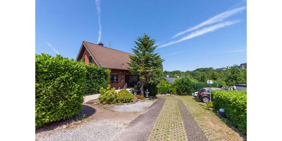Einfamilienhaus Solingen Mitte - 5 Zimmer, 120 m&sup2;, 490.000&euro; | Angebot:25729334