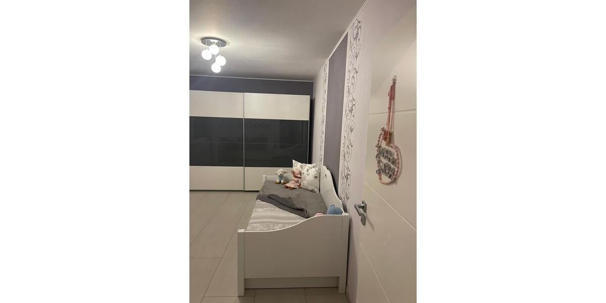 Einfamilienhaus Monheim am Rhein - 7 Zimmer, 200 m&sup2;, 699.000&euro; | Angebot:25148317