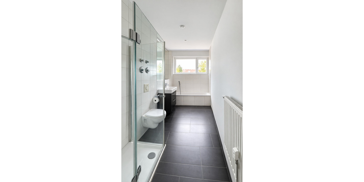 Etagenwohnung Neuss Furth-Mitte - 3.5 Zimmer, 101 m&sup2;, 1.440&euro; | Angebot:25859705