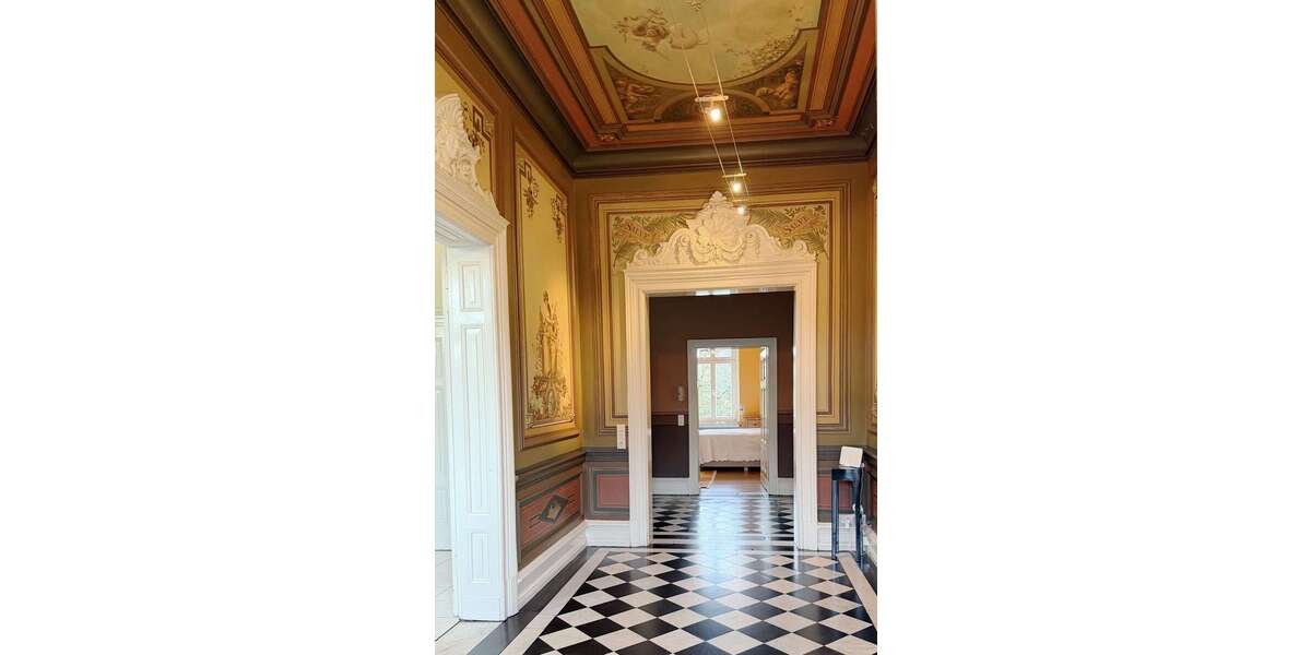 Einfamilienhaus Wermelskirchen - 10 Zimmer, 427 m&sup2;, 650.000&euro; | Angebot:23436873