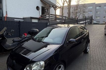 VW Polo 256.000 km 1.999 &euro; Köln 51145