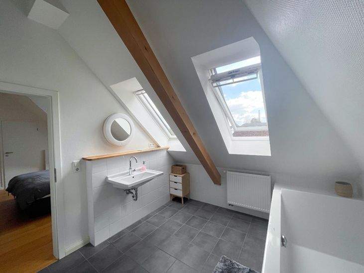 Einfamilienhaus Wermelskirchen - 7 Zimmer, 280 m&sup2;, 995.000&euro; | Angebot:25736868