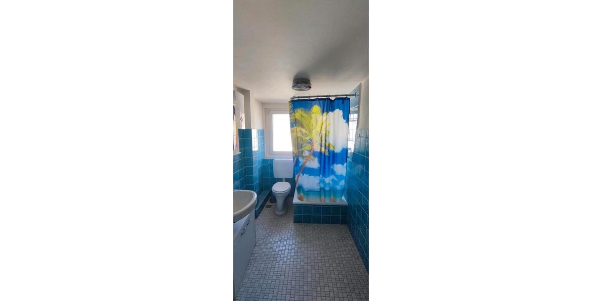 Dachgeschoßwohnung Solingen Central - 2.5 Zimmer, 75 m&sup2;, 890&euro; | Angebot:26652888