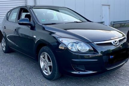 Hyundai i30 164.000 km 3.400 &euro; Kerpen 50171