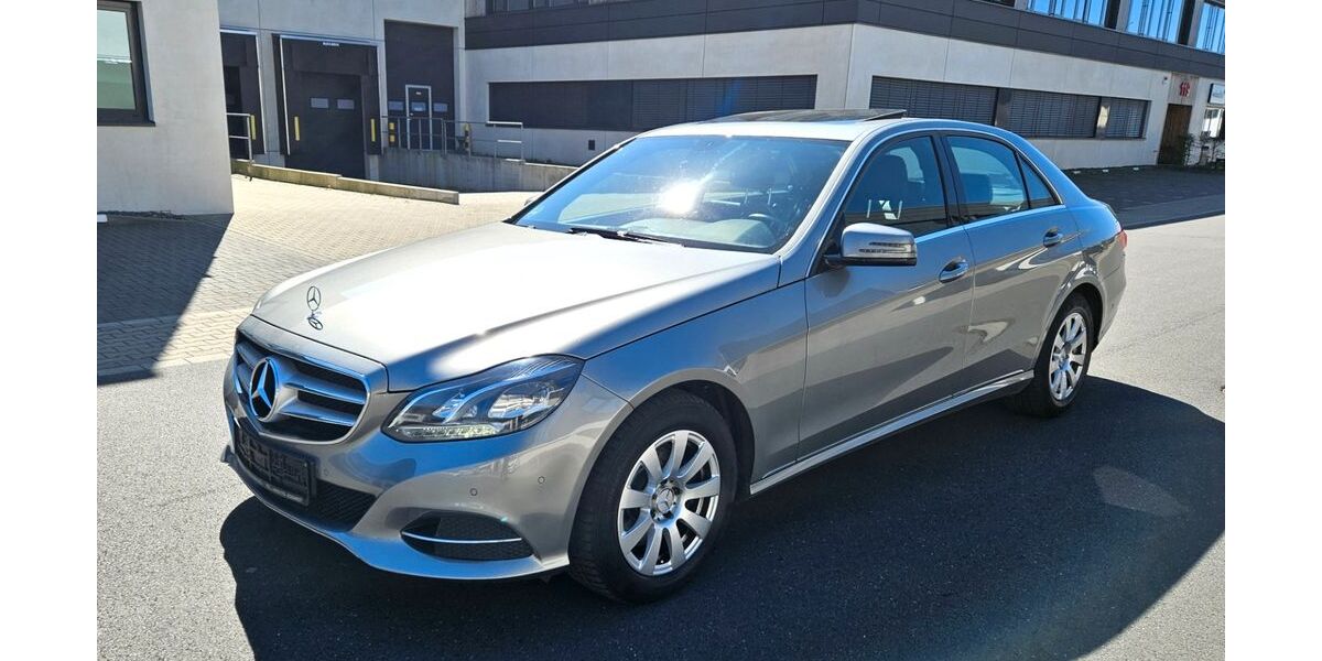 Mercedes-Benz E 220 74.900 km 20.700 &euro; Düsseldorf 40589