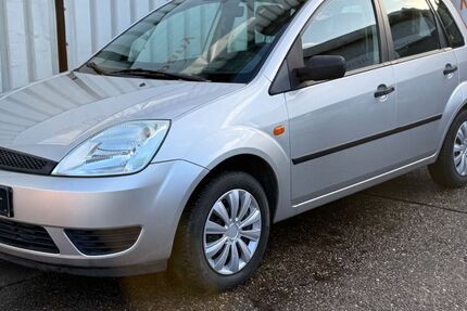 Ford Fiesta 60.000 km 2.900 &euro; Pulheim 50259