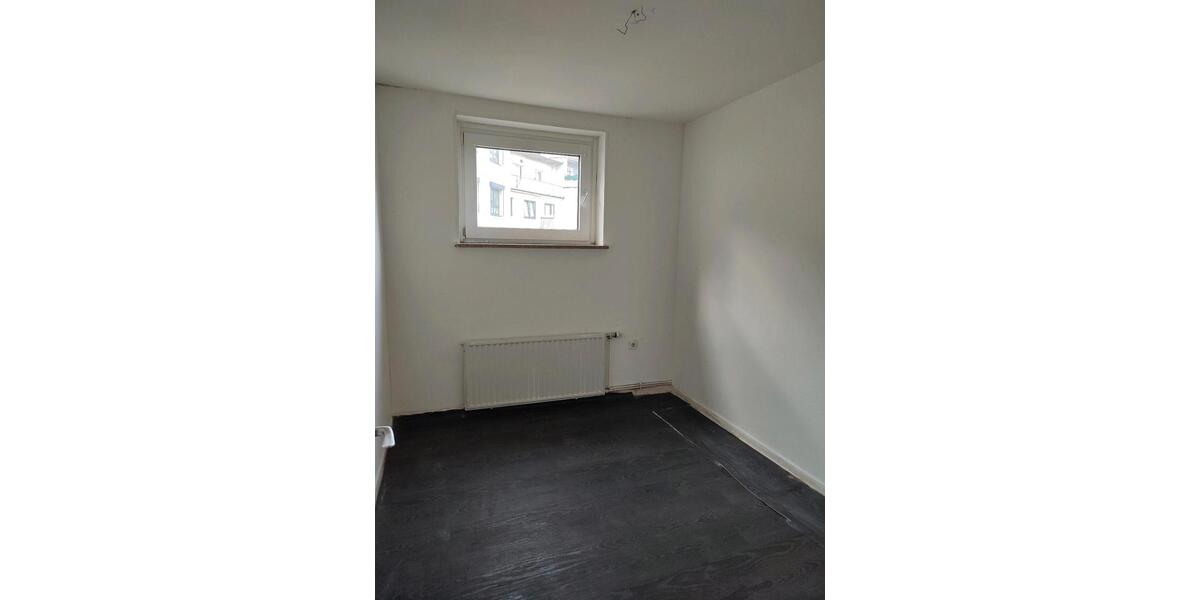 Etagenwohnung Remscheid Reinshagen - 4 Zimmer, 75 m&sup2;, 739&euro; | Angebot:25443956