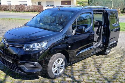 Toyota Proace City 63.000 km 19.400 &euro; Odenthal-Neschen 51519