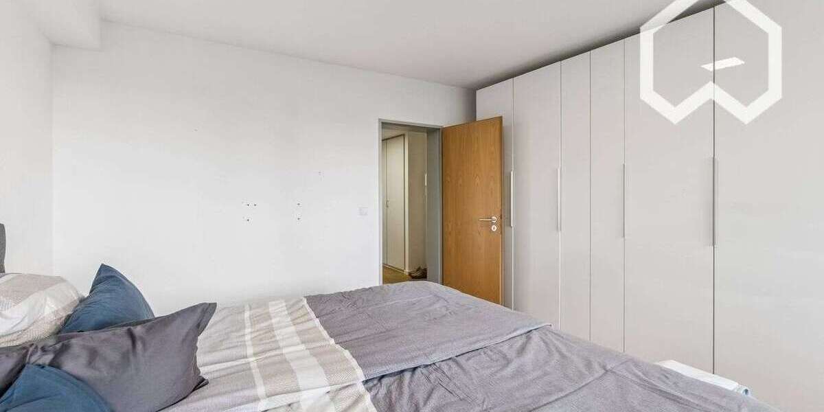 Zimmer Düsseldorf Heerdt - 3 Zimmer, 1.600&euro; | Angebot:24987337